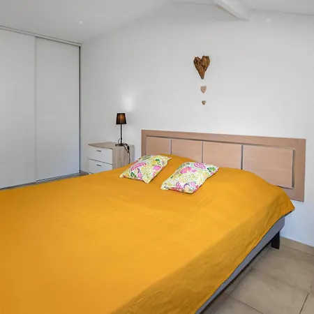 Lovely In Sta Maria Poggio شقة *