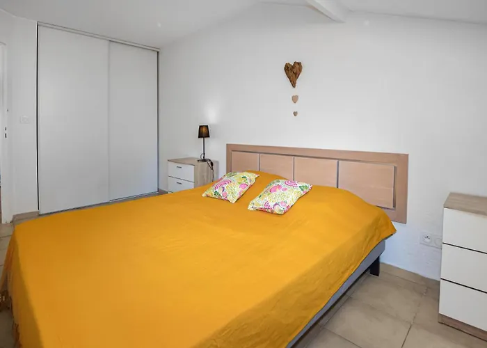 Lovely In Sta Maria Poggio Appartement *