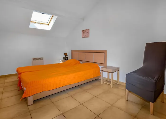 Lovely In Sta Maria Poggio Moriani-Plage