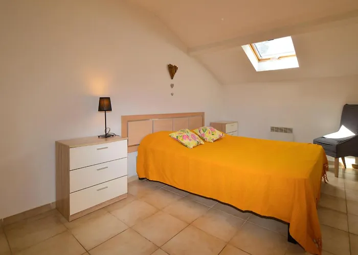 Lovely In Sta Maria Poggio Appartement